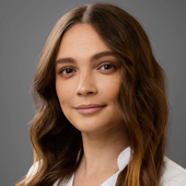 Фарафонова Анастасия Сергеевна, стоматолог-терапевт