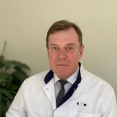 Махнев Андрей Владимирович, хирург