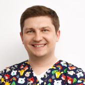 Пастбин Михаил Юрьевич, детский стоматолог