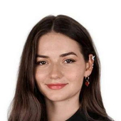 Олейникова Анастасия Олеговна, стоматолог-хирург