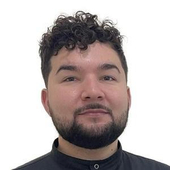 Богданов Илья Ростиславович, стоматолог-хирург