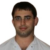 Степанян Карен Карленович, стоматолог-терапевт