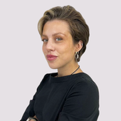 Самоцветова Анастасия Олеговна, стоматолог-терапевт