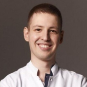 Макаров Никита Евгеньевич, стоматолог-терапевт