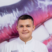 Мамонтов Игорь Олегович, стоматолог-хирург