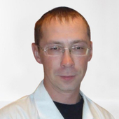Варламов Владимир Владимирович, стоматолог-терапевт