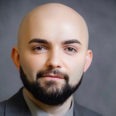 Степанов Михаил Александрович, стоматолог-хирург