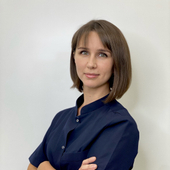 Буровик Диана Евгеньевна, стоматолог-терапевт
