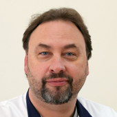 Худяков Александр Юрьевич, офтальмолог-хирург