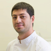 Триандафилов Михаил Георгиевич, имплантолог