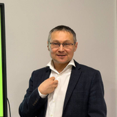 Филюс Яхин, психолог