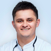 Малюта Игорь Сергеевич, стоматолог-ортопед