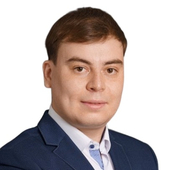 Слесаренко Игорь Владимирович, стоматолог-терапевт