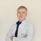 Денисков Евгений Юрьевич, офтальмолог