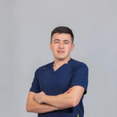 Кахраманжанов Бобур Дилшодович, стоматолог-хирург
