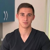 Наников Георгий Александрович, стоматолог-терапевт