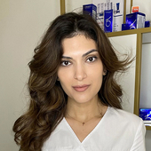 Козьмова Яна Георгиевна, врач-косметолог