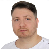 Алибеков Яраш Солтангереевич, стоматолог-терапевт