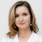 Еленская (Орлова) Юлия Михайловна, врач-косметолог