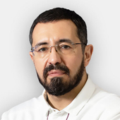 Черкезов Аванес Эдуардович, пластический хирург