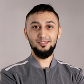 Хомидов Мухсин Хасанович, стоматолог-терапевт