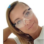 Мирошниченко Виктория Владиславовна, стоматолог-терапевт