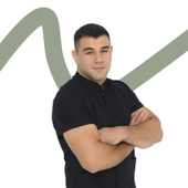 Тотров Азамат Эврикович, стоматолог-хирург