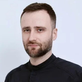 Суханов Глеб Сергеевич, стоматолог-хирург