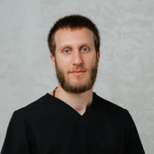 Михитаров Георгий Леонидович, стоматолог-терапевт