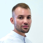 Вилль Константин Сергеевич, врач-косметолог