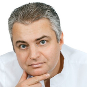 Сакун Александр Иванович, стоматолог-хирург