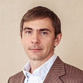 Поляев Василий Олегович, пластический хирург