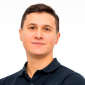 Казадаев Иван Сергеевич, стоматолог-терапевт