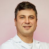 Кливанский Михаил Арнольдович, стоматолог-терапевт
