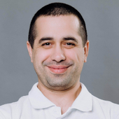 Шамсиев Зубайдулло Нуруллоевич, стоматолог-терапевт