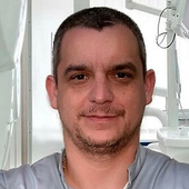 Николаев Денис Николаевич, стоматолог-терапевт