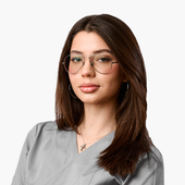 Соколова Арина Олеговна, стоматолог-терапевт