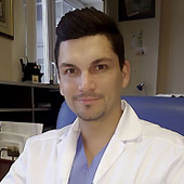 Колесник Антон Игоревич, офтальмолог-хирург