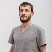 Абдулмуслимов Абдулмалик Муртузович, стоматолог-хирург