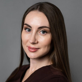 Синицына Лолита Александровна, стоматолог-хирург