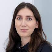 Атабаева Амина Лабазановна, стоматолог-терапевт