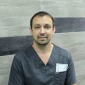 Тагиров Руслан Анасович, стоматолог-терапевт