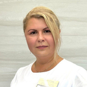 Кхан Оксана Александровна, дерматолог