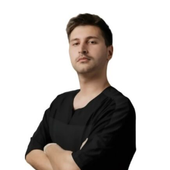 Галустян Александр Аркадьевич, стоматолог-терапевт