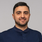 Бабоян Нарек Самвелович, стоматолог-хирург