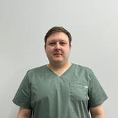 Полуботко Владислав Александрович, стоматолог-хирург