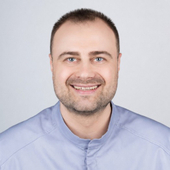 Авриченко Максим Геннадьевич, стоматолог-ортопед
