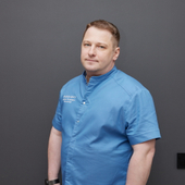 Филиппов Денис Олегович, стоматолог-хирург