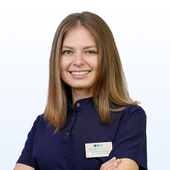 Зноева Александра Юрьевна, стоматолог-терапевт