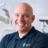 Бондаренко Сергей Васильевич, стоматолог-терапевт